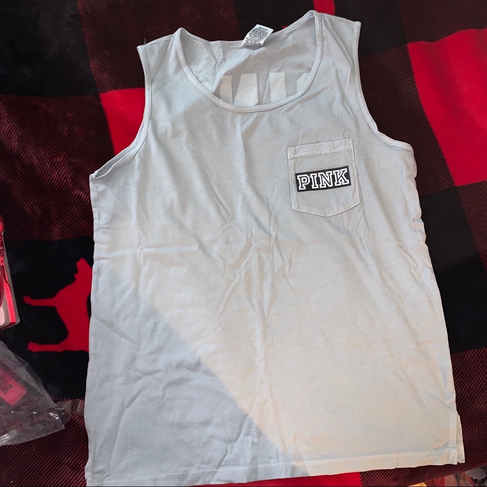 New! M VS Pink grey campus tank